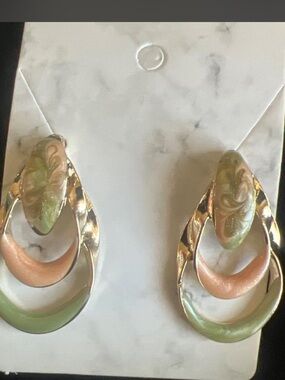 Retro Gold Tone Green & Peach Enamel Statement Earrings